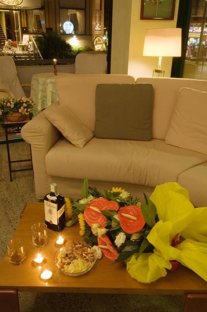 Hotel Nautilus Каттолика Экстерьер фото